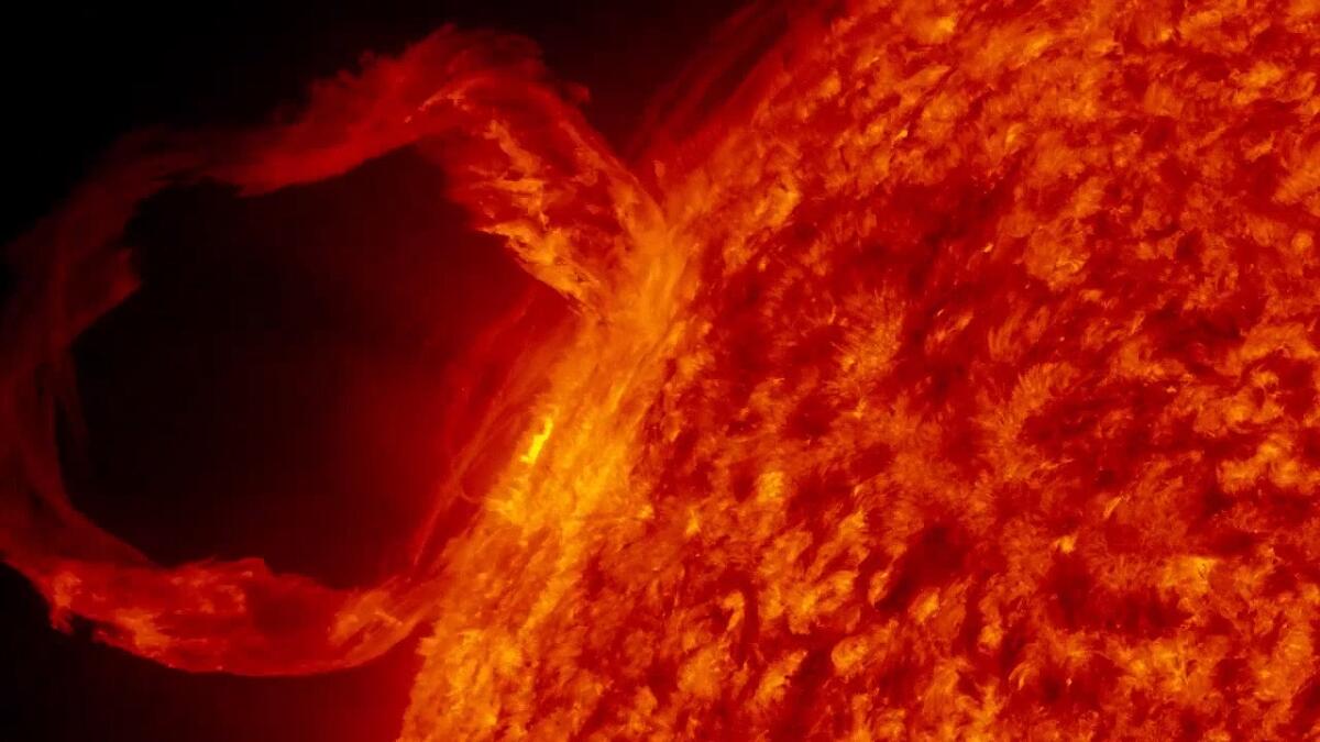 Un'esplosione magnetica mai vista prima sul Sole - Esplosione magnetica sul sole