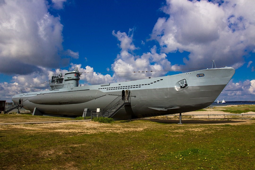 L’U-995, un U-Boot tipo VIIC entrato in servizio nel 1943. Oggi è adibito a nave museo presso il Memoriale di Laboe in Germania (Wikimedia Commons)