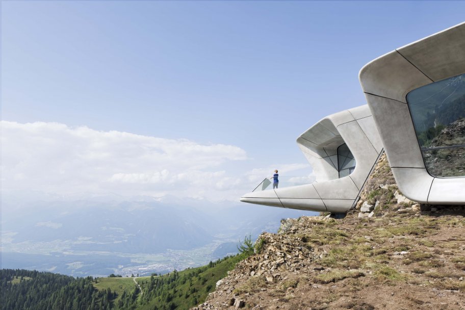 zaha-hadid.com