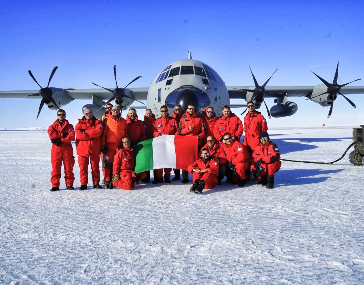 Aeroporto in Antartide, il progetto italiano contro i cambiamenti climatici - aeronautica.difesa.it