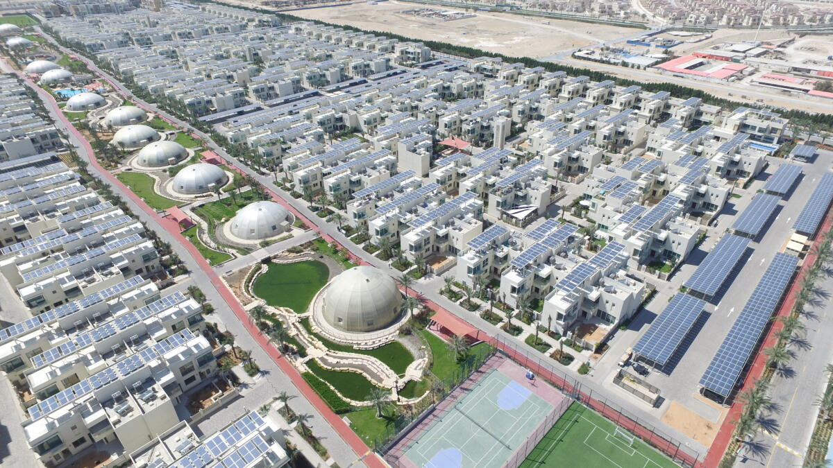 Un'oasi nel deserto: Dubai Sustainable City - cdn.cnn.com