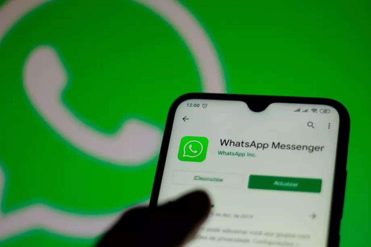 WhatsApp Dark è tra noi: ecco come averlo - WhatsApp Dark Mode. Source: The Verge.