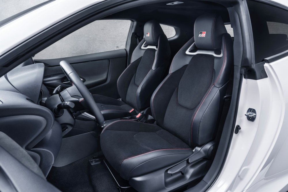 Sedili sportivi della GR Yaris