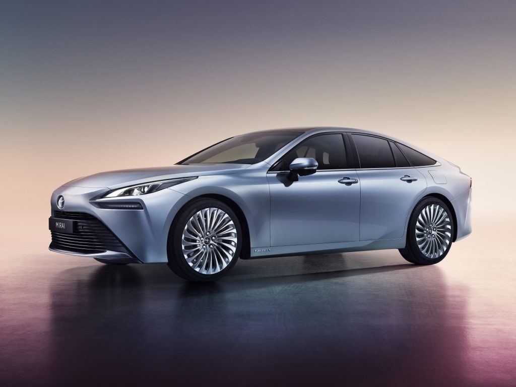Nuova Toyota MiraiPH: auto24.net