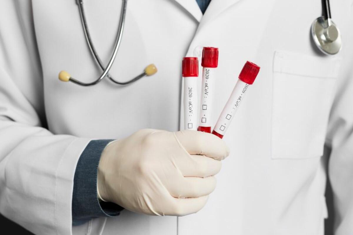Evoluzione del coronavirus: due sostanze nel sangue ne predicono la gravità - Credits: