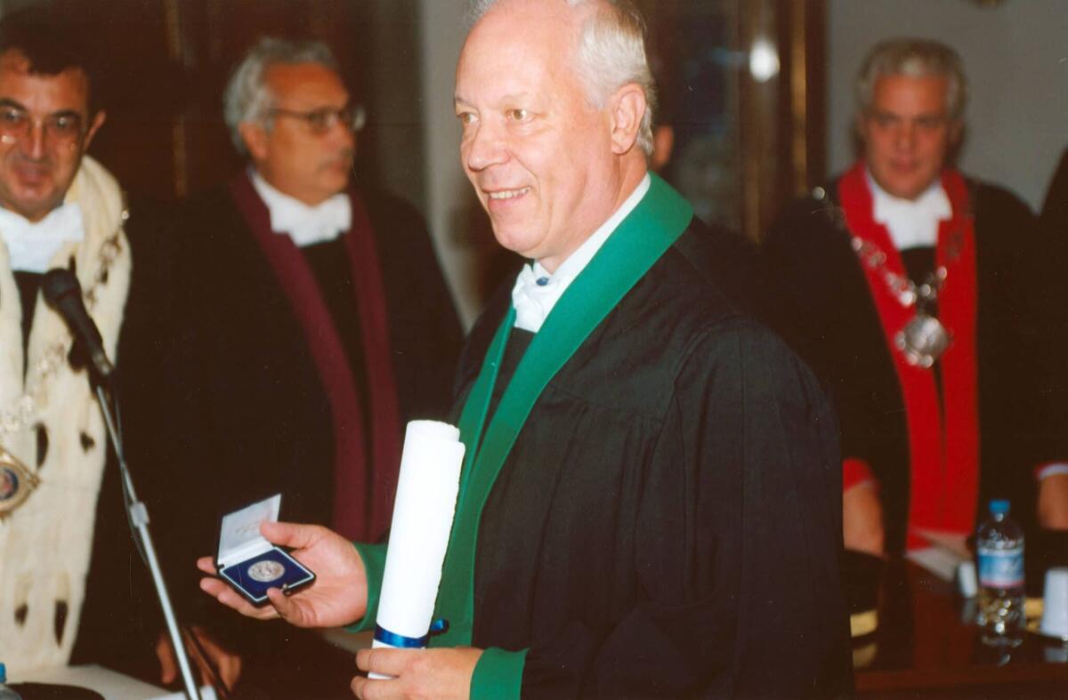 Enrico Bombieri, primo italiano a vincere il premio Craaford per la matematica - Enrico Bombieri, primo italiano a vincere il premio craaford