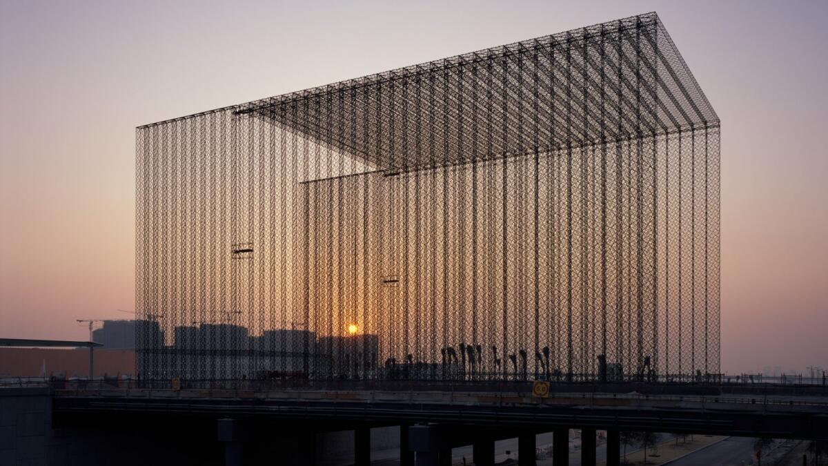 Expo Dubai 2020, svelato il portale di entrata in fibra di carbonio - dezeen.com
