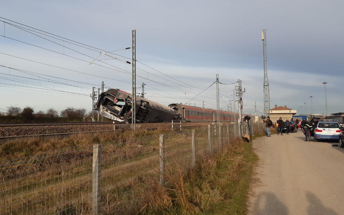 Treno deragliato: sul luogo erano in corso alcuni lavori di manutenzione - PH: tg24.sky.it