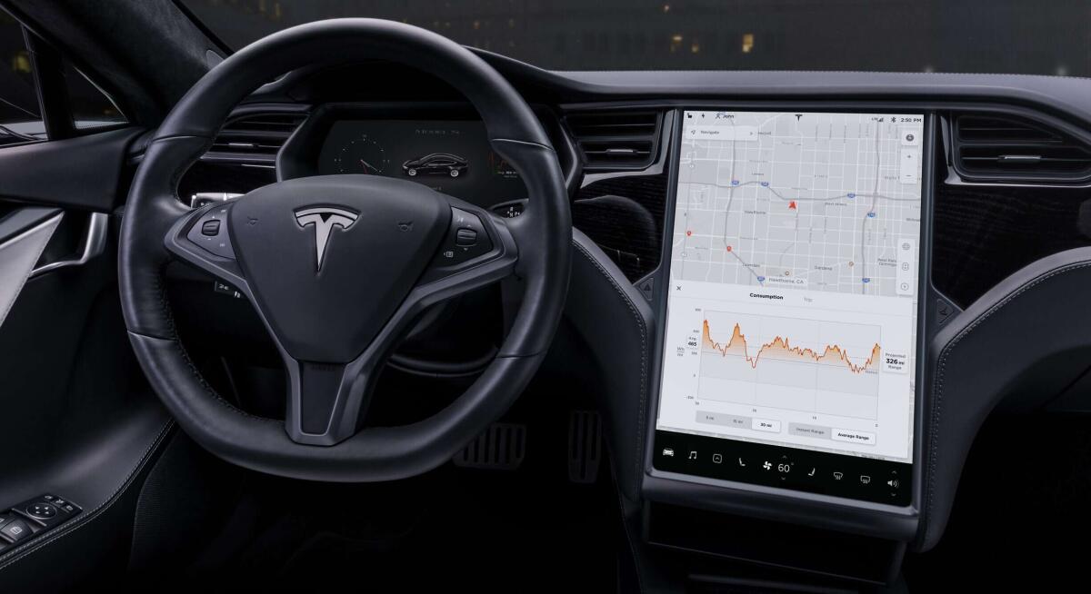Tesla brevetta un volante con touch screen integrato - 