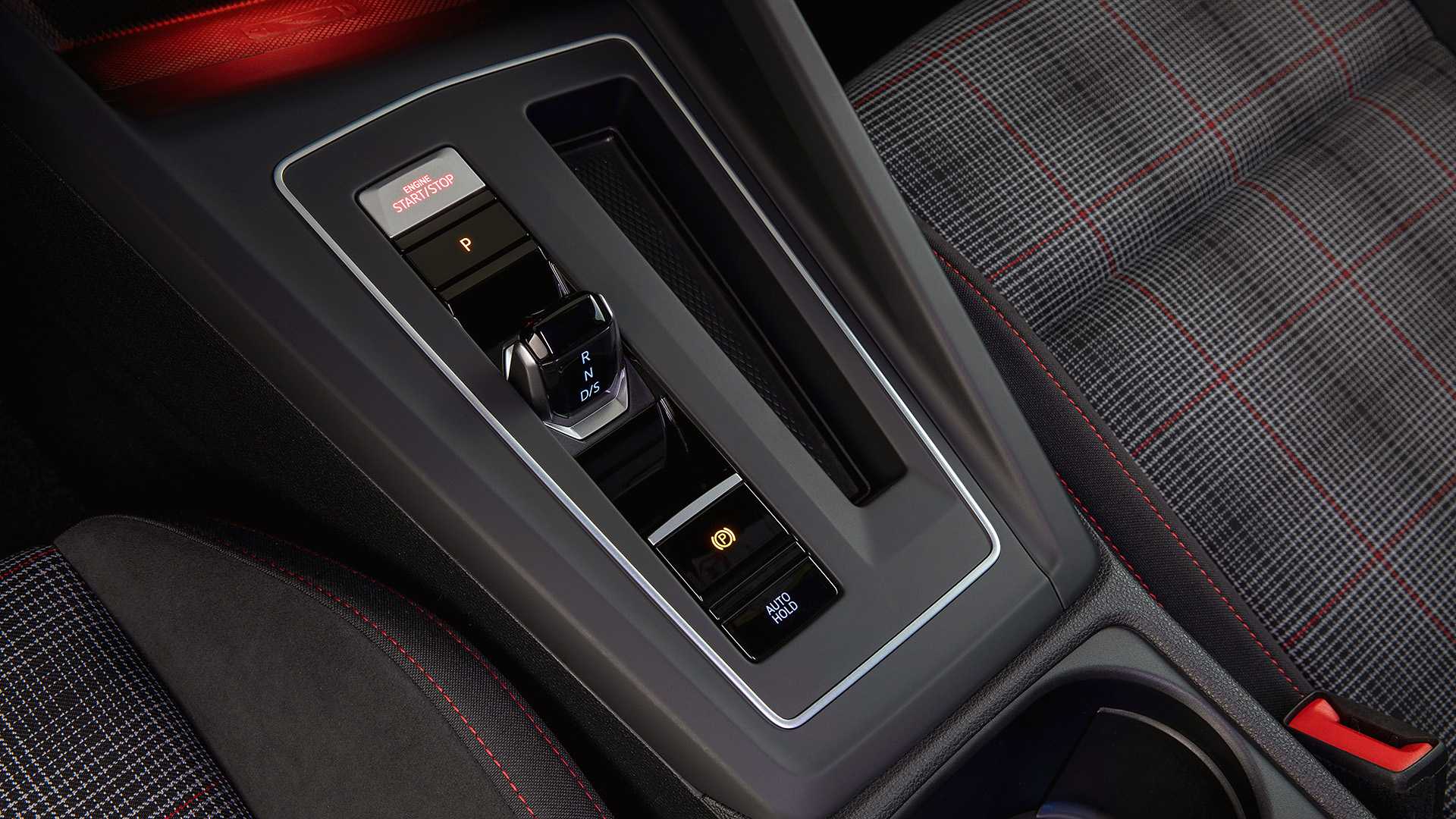 Nuova Volkswagen Golf GTI 2020: l'icona tedesca si rinnova