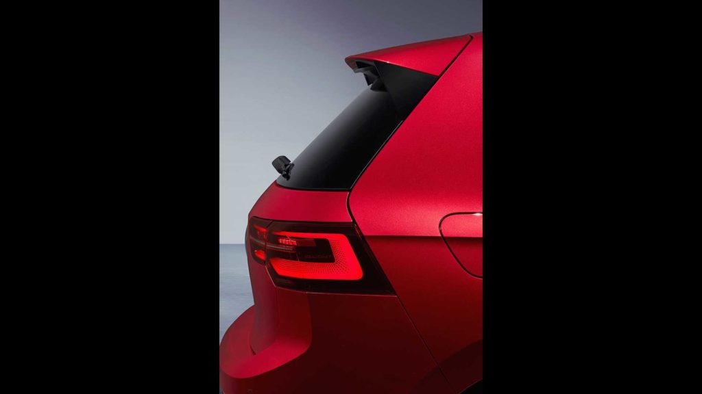 Nuova Volkswagen Golf GTI 2020: l'icona tedesca si rinnova