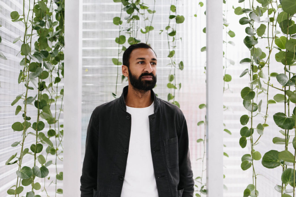 Asif Khan, da  freundevonfreunden.com
