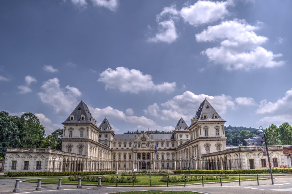 Il Castello del Valentino sede del politecnico di Torino. Ph: wikiwand.com