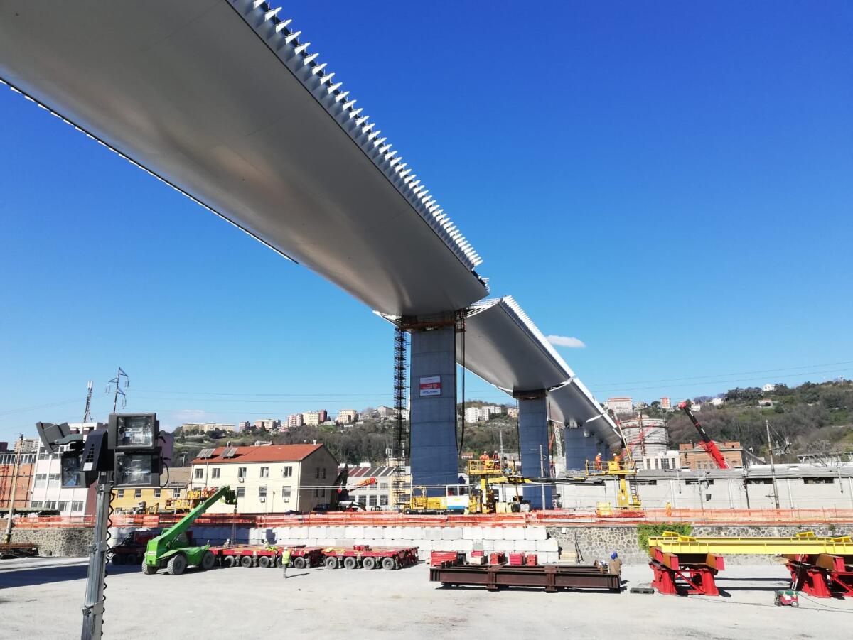 La Covid-19 non ferma la rinascita del ponte Morandi - La Covid-19 non ferma la rinascita del ponte Morandi. Ph. commissario.ricostruzione.genova.it