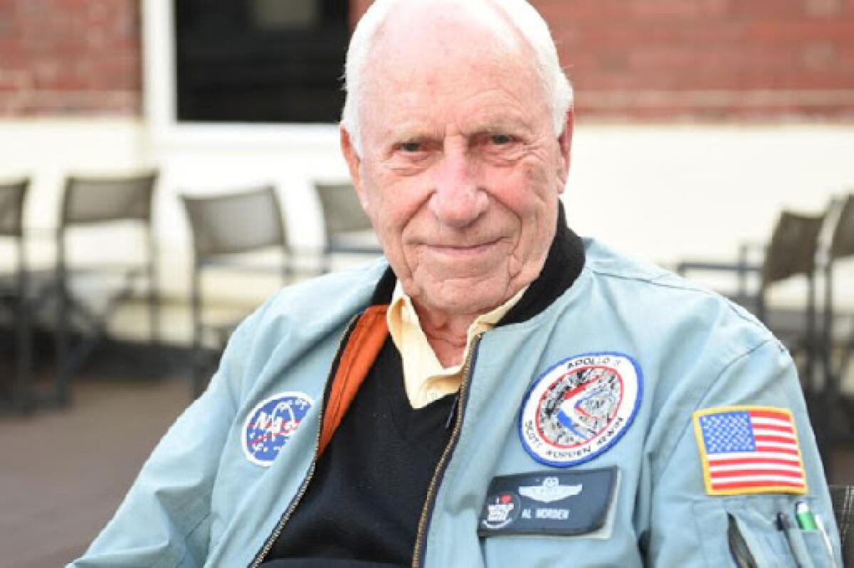 Morto l'astronauta della NASA Al Worden - 