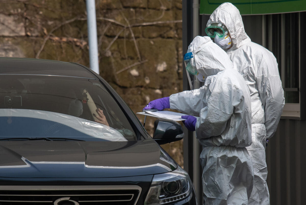 I test "drive through" contro il Coronavirus in Corea del Sud - Test "drive through" a Seul