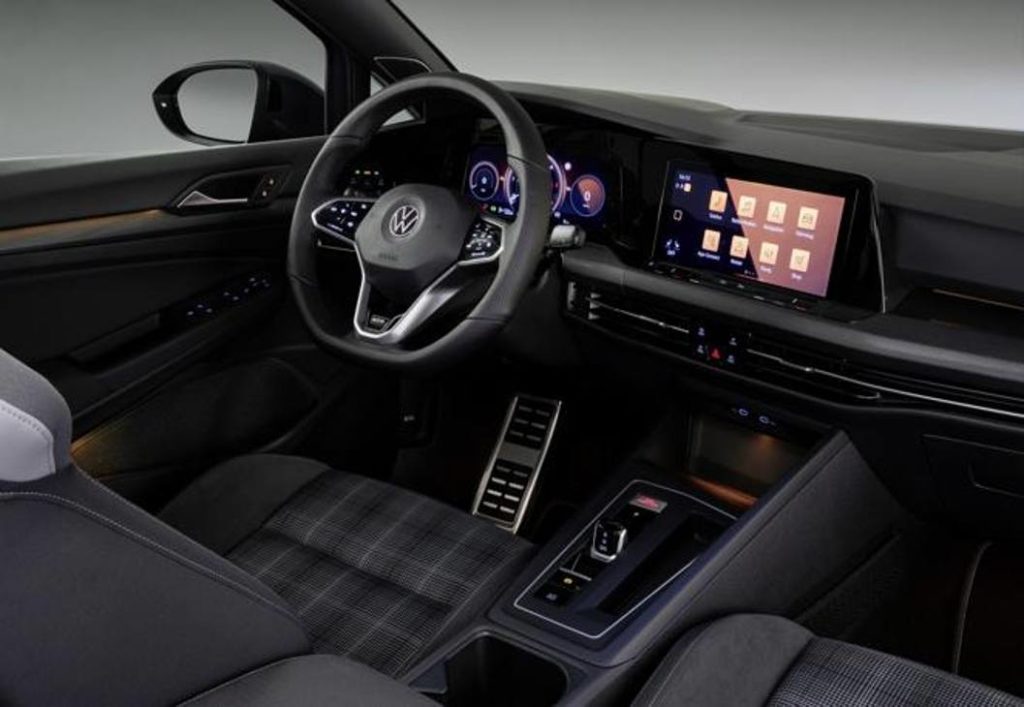 Nuova Volkswagen Golf GTD 2020: la diesel da 200 CV