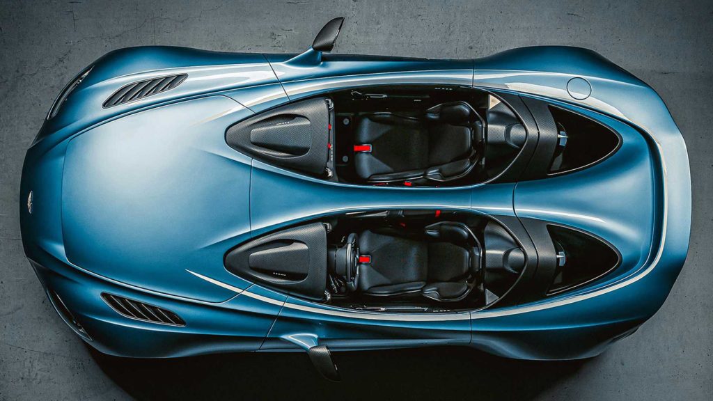 Aston Martin V12 Speedster, un omaggio al passato