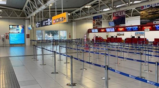 Aeroporto di Ciampino chiuso per le restrizioni sugli spostamenti