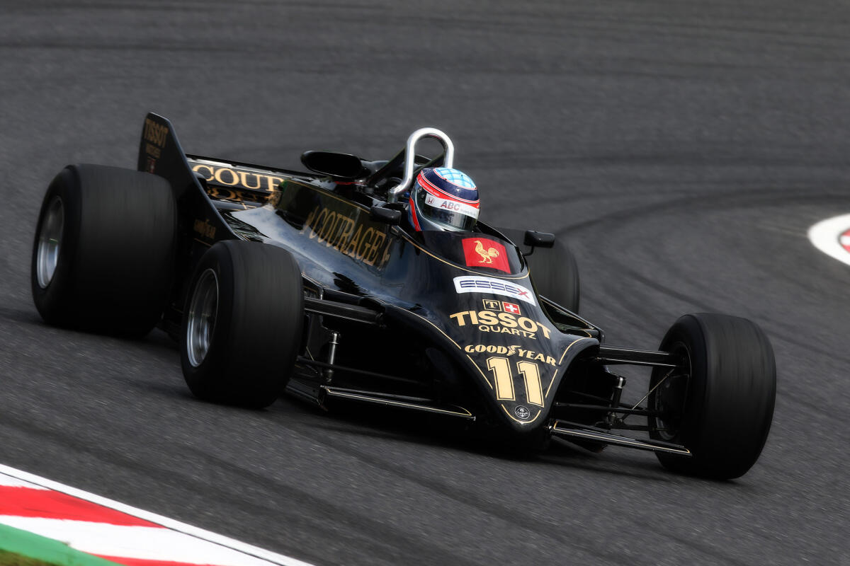 Lotus 88, F1: la geniale soluzione del doppio telaio che fu bandita ancora prima di essere messa in pista - Lotus 88, F1: la geniale soluzione del doppio telaio che fu bandita ancora prima di essere messa in pista