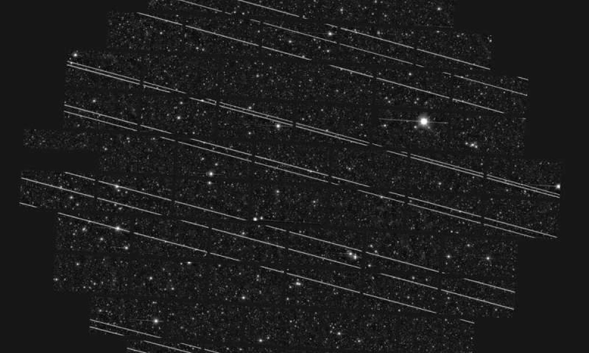 Costellazione Starlink: effetti negativi e possibili soluzioni - 