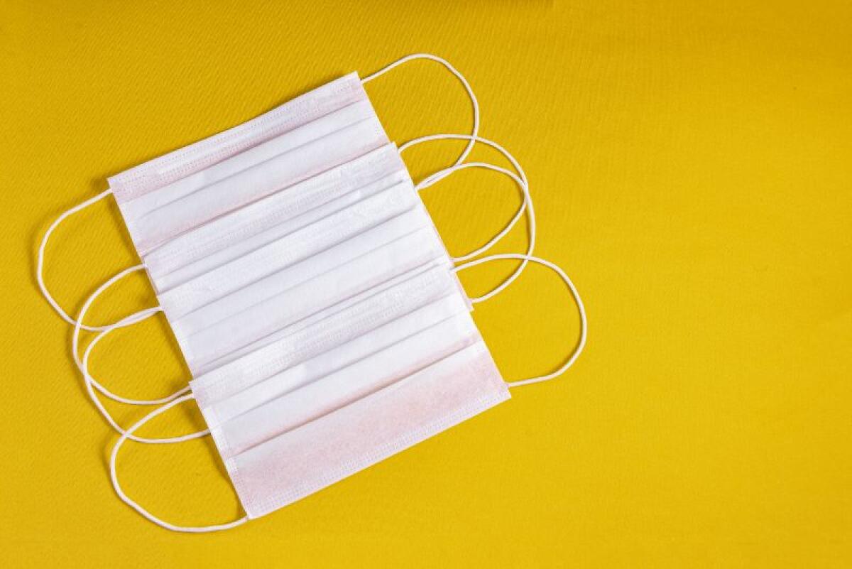 Sterilizzazione rapida ed efficace delle mascherine con un sistema a raggi UV - 