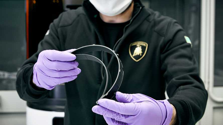 PH: lamborghini.com