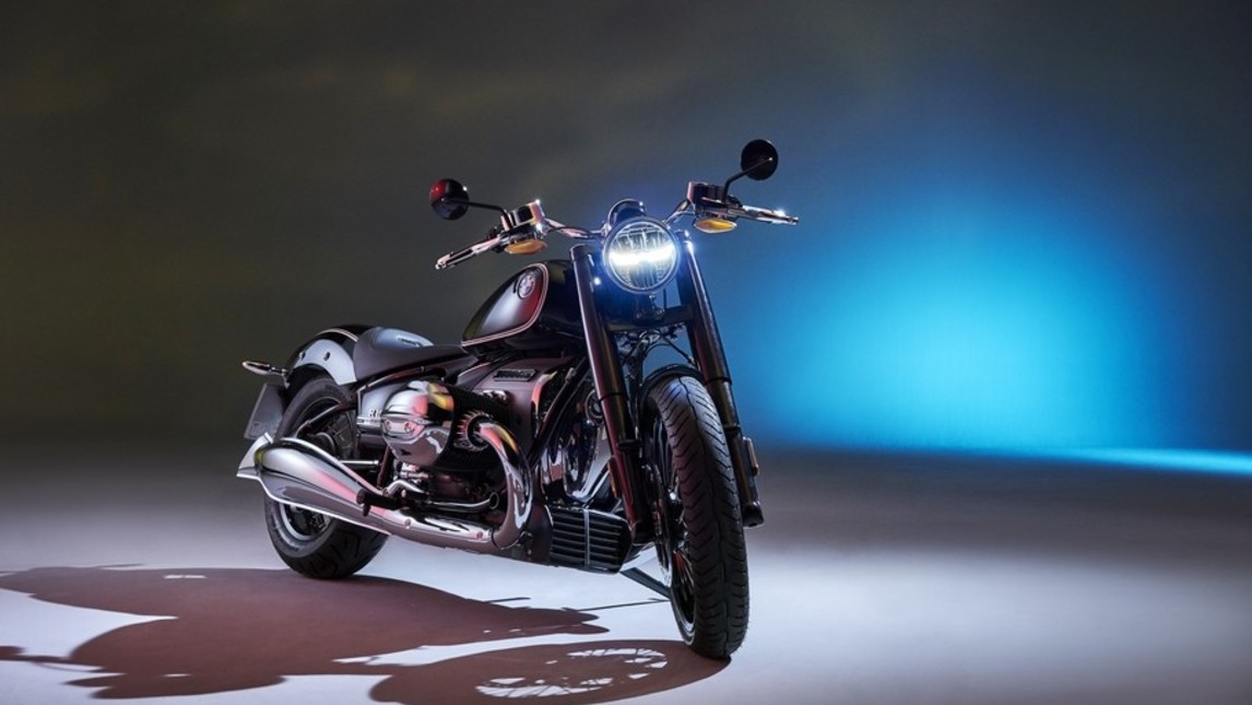 BMW R18