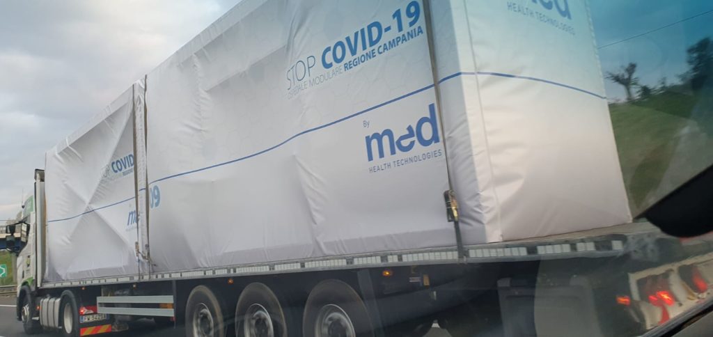 I tir che trasportano i moduli, da IlMattino.it