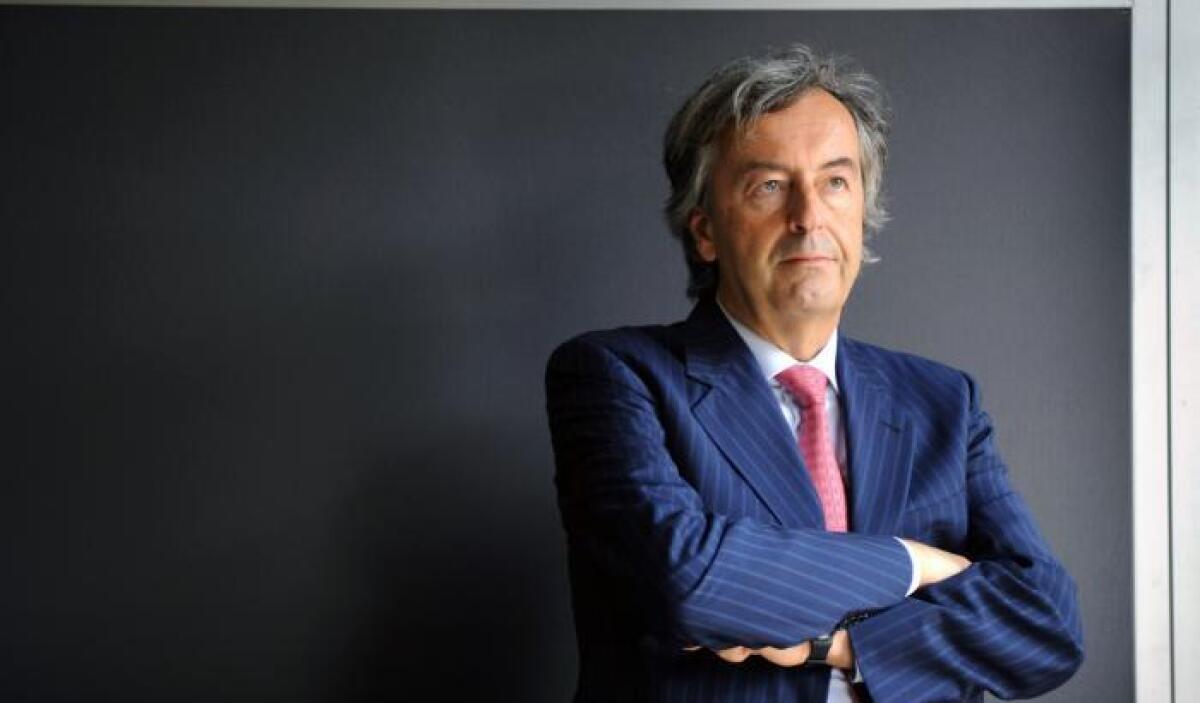 Burioni spiega le differenze tra plasma terapia e vaccino - Roberto Burioni - globalist.it