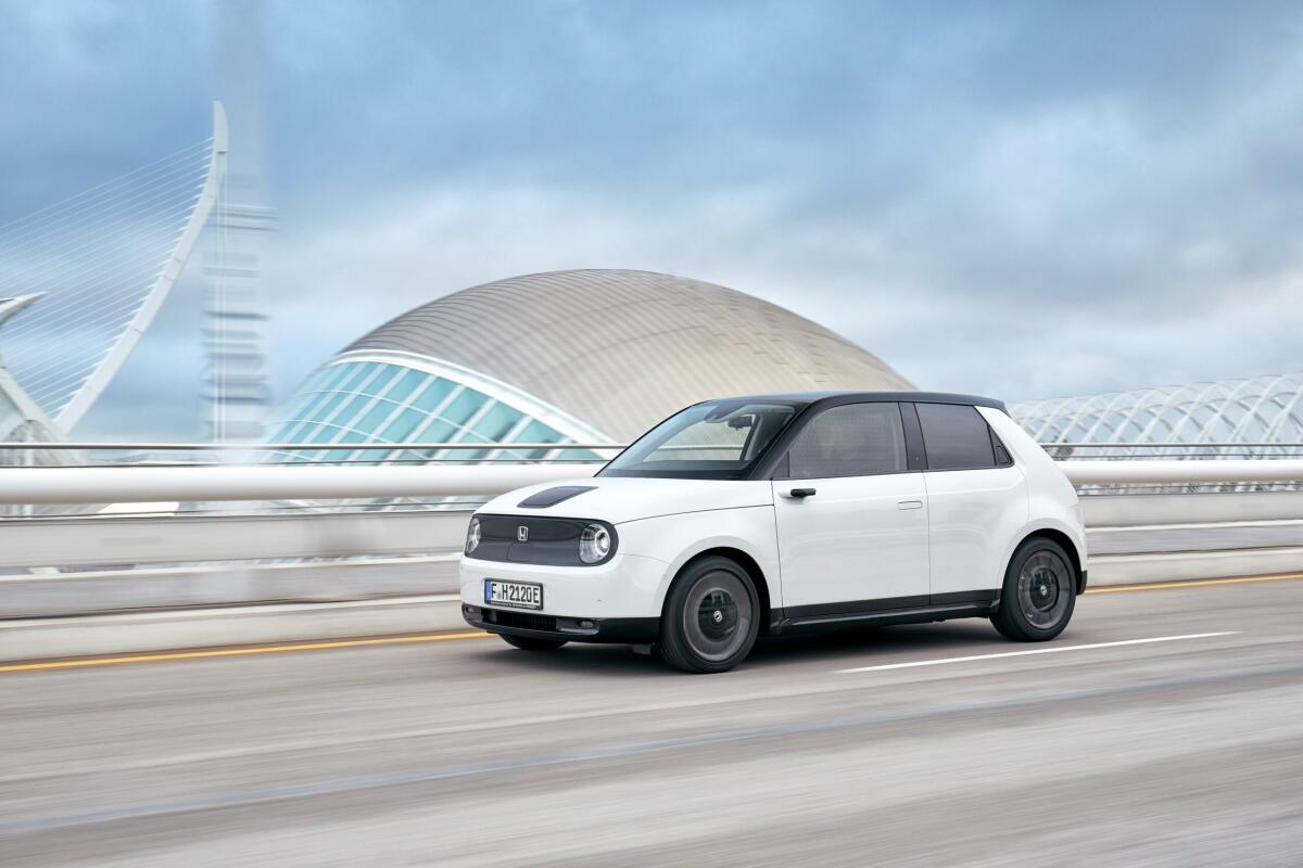 Honda E, il futuro prossimo secondo Honda - 2020 Honda E
Honda.it