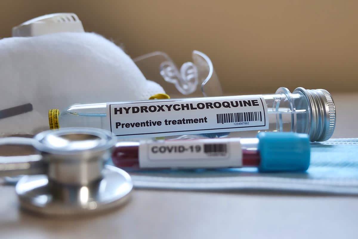 Coronavirus, OMS e Aifa sospendono sperimentazione su idrossiclorochina - Crediti Immagine: Bernard Chantal /Shutterstock