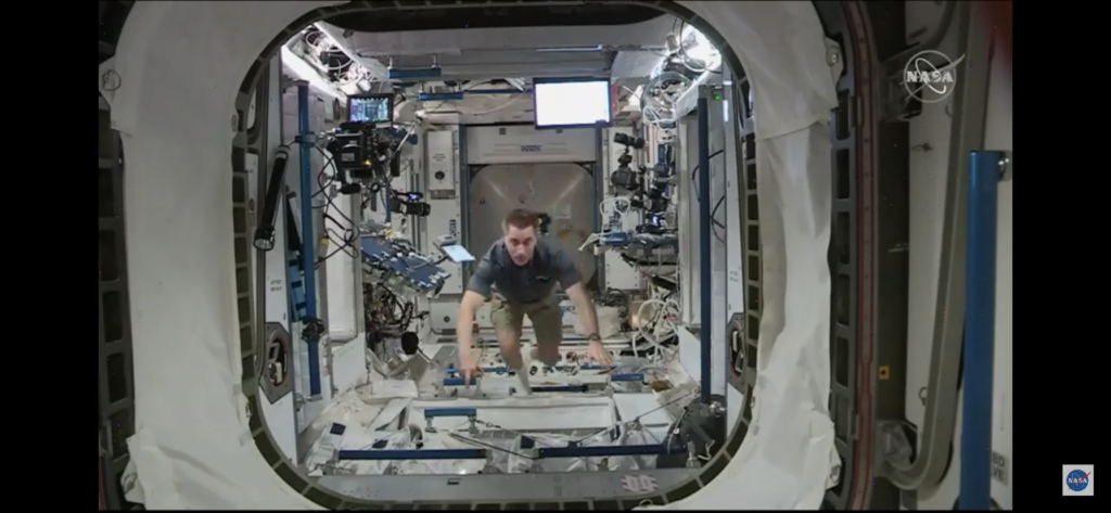 Bob & Doug arrivati sull'ISS a bordo della Dragon Endeavour