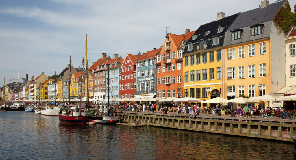 Una vista della parte storica di Copenhagen, da laRepubblica.it