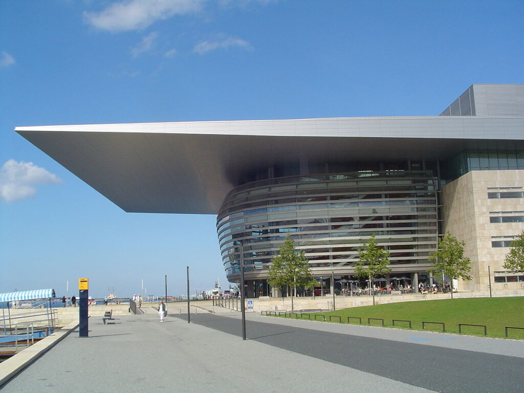 Il teatro dell'opera di Copenhagen, da Teknoring.com