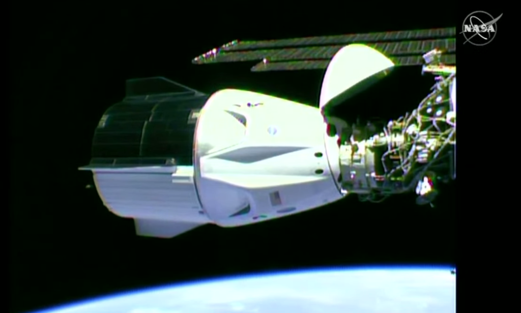 Bob & Doug arrivati sull'ISS a bordo della Dragon Endeavour