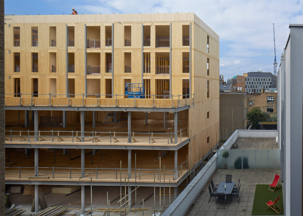 dezeen.com