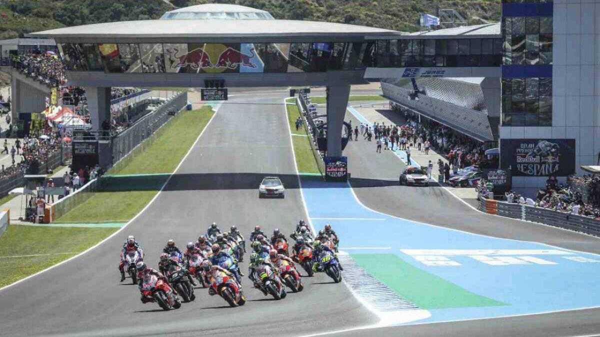 MotoGP 2020, ecco il nuovo calendario: saranno 17 le gare - Partenza GP di Jerez 2018 di MotoGP