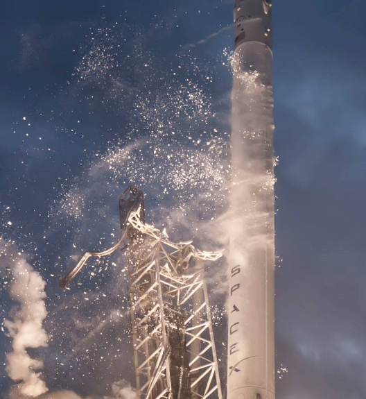 Falcon-9: rientro, riutilizzo e topo spaziale. Le domande più frequenti