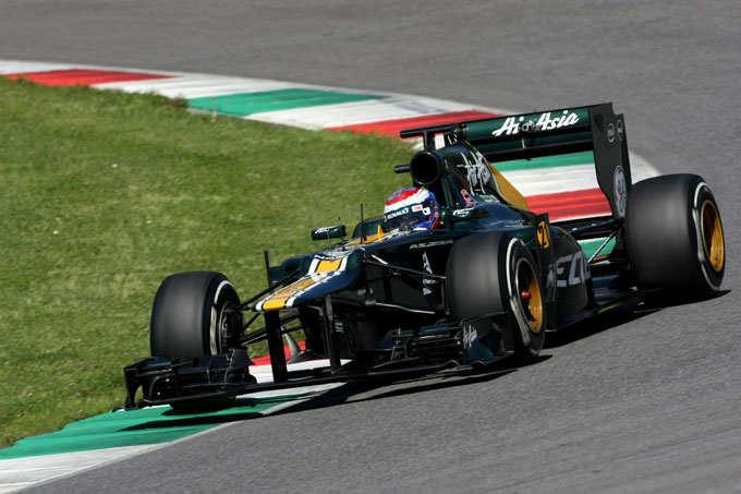 La Catheram di Vitali Petrov durante i test sul circuito del Mugello nel 2012