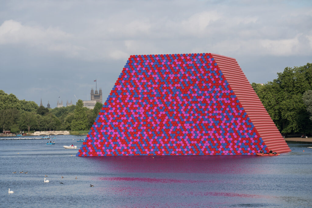 PH: dezeen.com