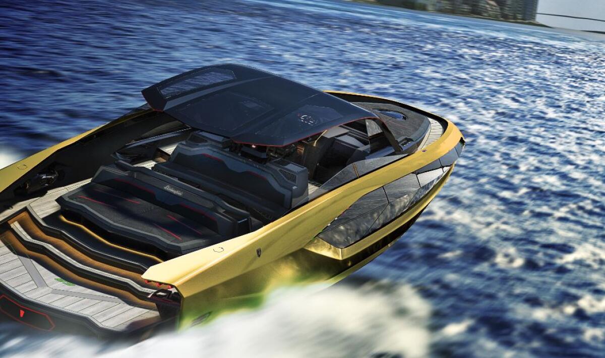 Primo Yacht Lamborghini, il lusso viaggia a 60 nodi - 