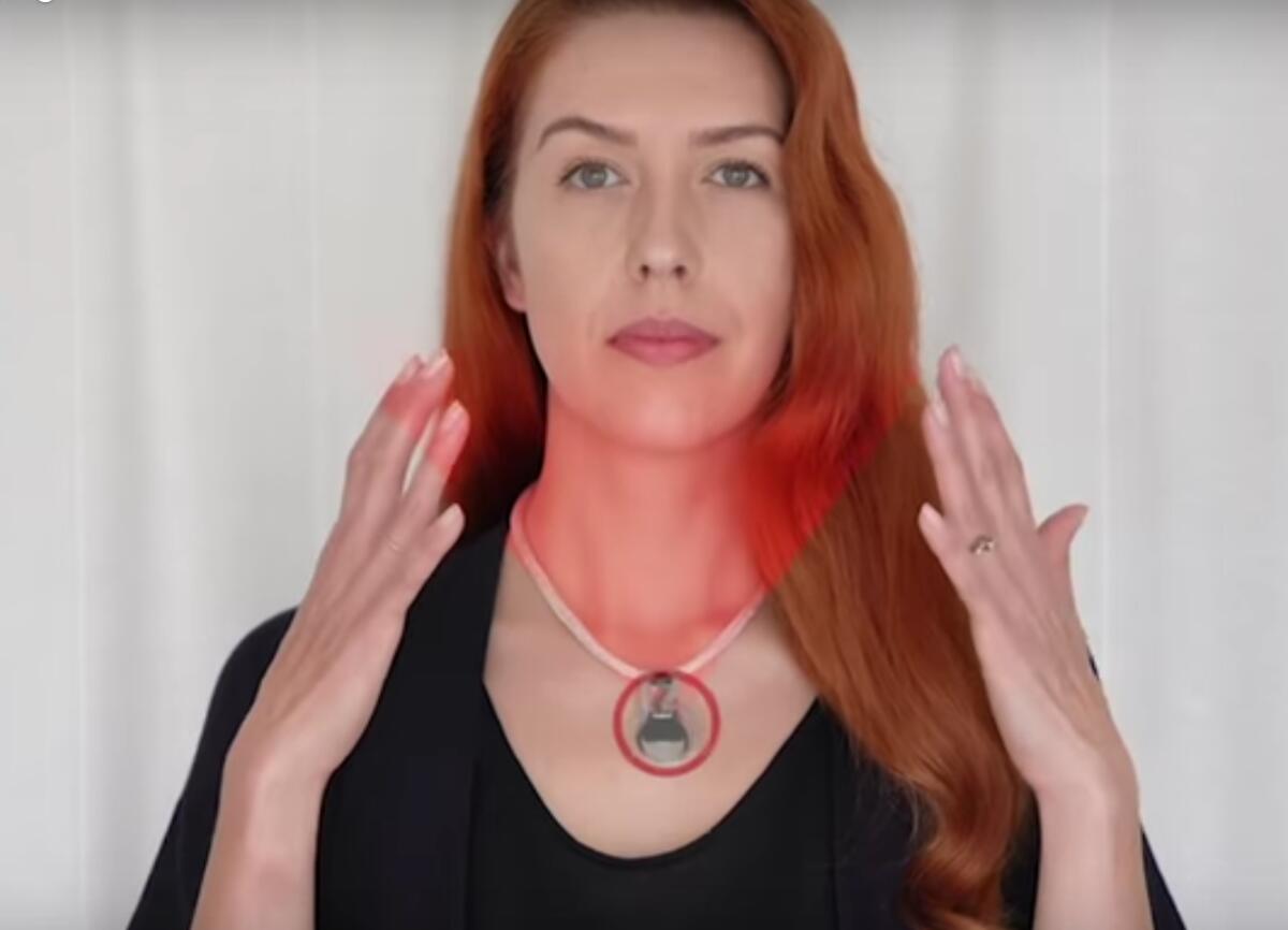 PULSE la collana anti Covid-19 per non toccarti il volto - 