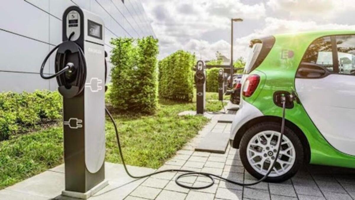 Auto elettriche più economiche da mantenere rispetto a quelle a benzina o diesel - Colonnine elettriche: le auto elettriche risultano più economiche delle altre.