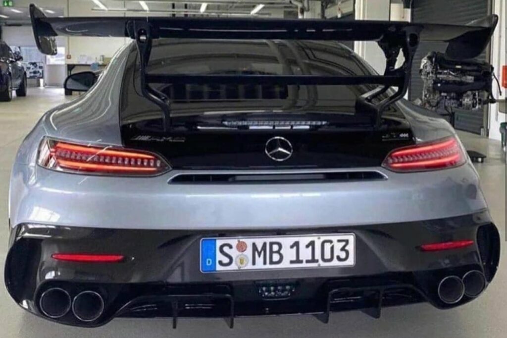Mercedes AMG GT R Black Series