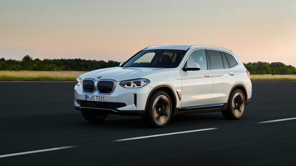 Nuova BMW iX3 2020