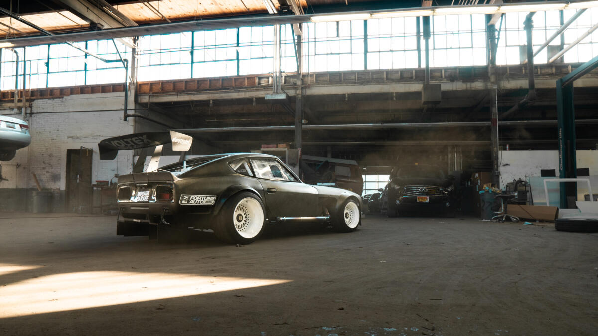 La Nissan 240Z in fibra di carbonio degli Street Bandito - 240 z Street Bandito fibra di carbonio photo by Street Bandito
