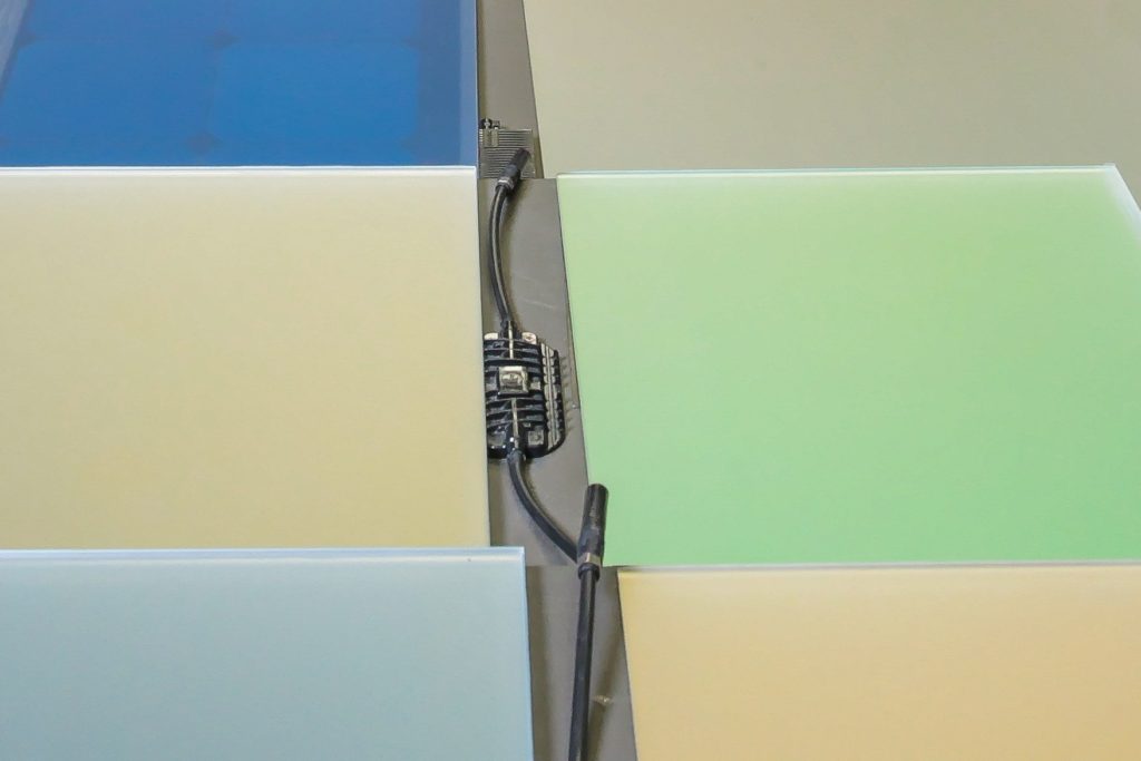 Varie "piastrelle" di differenti colori.epfl.ch