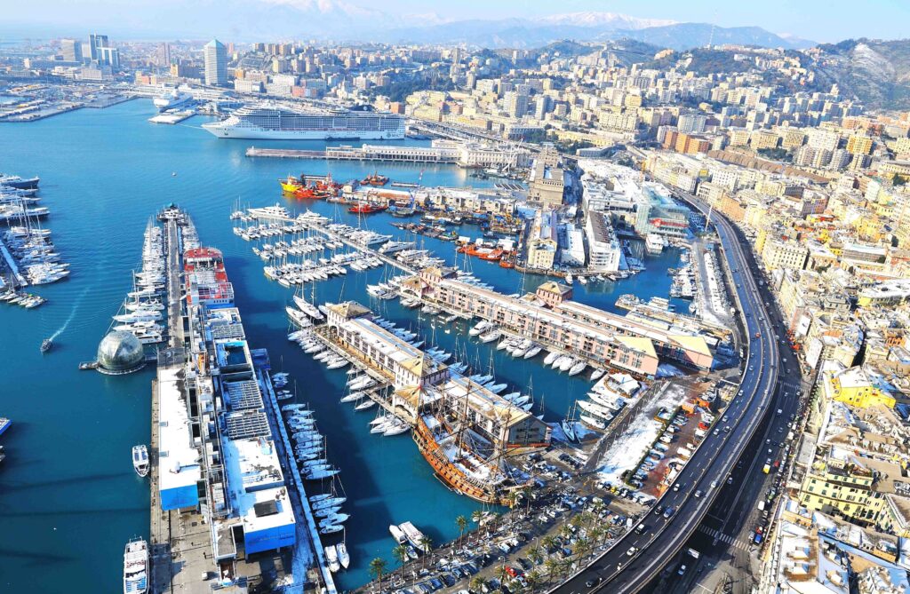 Porto di Genova. Ph: farodiroma.it