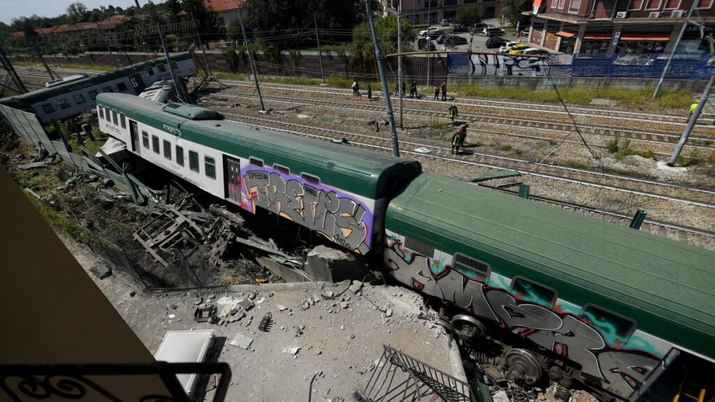 Treno deragliato a Carnate